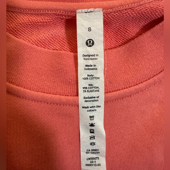 EUC lululemon Pink  Raspberry sweatshirt- size 8 - Picture 2 of 2